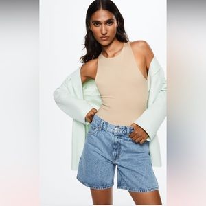 MANGO Zaida straight denim shorts size 4